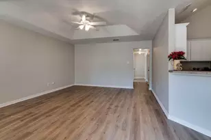 3325 Avenue L, Fort Worth, TX 76105 - Photo 4