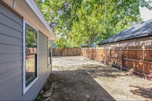 3325 Avenue L, Fort Worth, TX 76105 - Photo 22