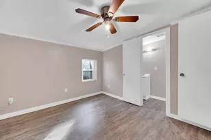 416 E Avenue F, Midlothian, TX 76065 - Photo 4