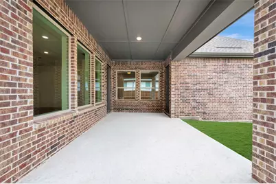 2085 Emerald Grove Drive, Arlington, TX 76005 - Photo 2