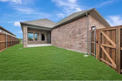2085 Emerald Grove Drive, Arlington, TX 76005 - Photo 4