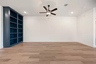 2085 Emerald Grove Dr, Arlington, TX 76005 - Photo 20