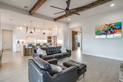 460 Royal Santana Run, Weatherford, TX 76087 - Photo 10