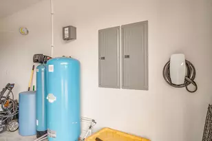 460 Royal Santana Run, Weatherford, TX 76087 - Photo 34