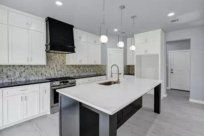 588 Highview Court, Godley, TX 76044 - Photo 12