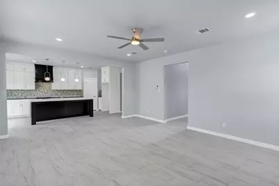 588 Highview Court, Godley, TX 76044 - Photo 8