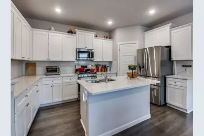 635 Congressional Avenue, Red Oak, TX 75154 - Photo 8