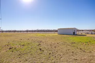 801 Creek Hollow Ln, Fort Worth, TX 76131 - Photo 36