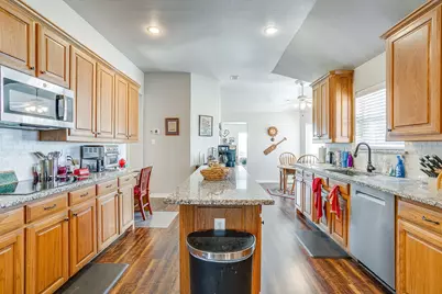 801 Creek Hollow Lane, Fort Worth, TX 76131 - Photo 14