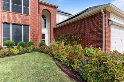 611 Lake Bridge Drive, Lake Dallas, TX 75065 - Photo 2