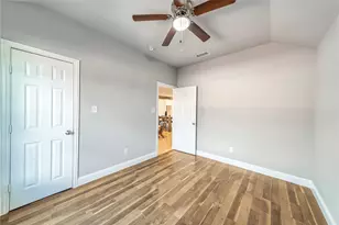 14001 Cimarron Dr, Balch Springs, TX 75180 - Photo 18