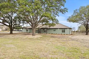 8 Harker Cir, Rockwall, TX 75087 - Photo 2