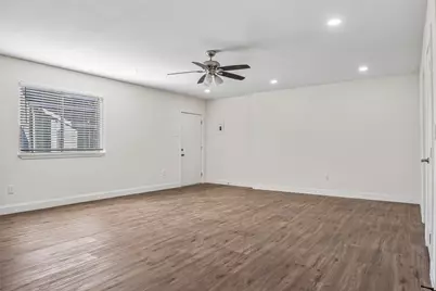 442 W McCart Street, Krum, TX 76249 - Photo 28