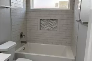 922 W Inwood Dr, Arlington, TX 76013 - Photo 18