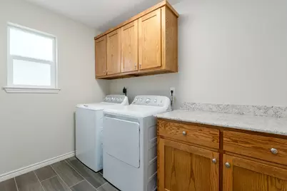 320 Sunrise, Lampasas, TX 76550 - Photo 12