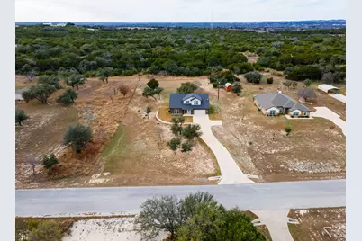 320 Sunrise, Lampasas, TX 76550 - Photo 30