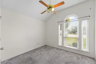 8009 Alamo Ct, North Richland Hills, TX 76180 - Photo 22