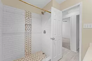 8009 Alamo Ct, North Richland Hills, TX 76180 - Photo 20