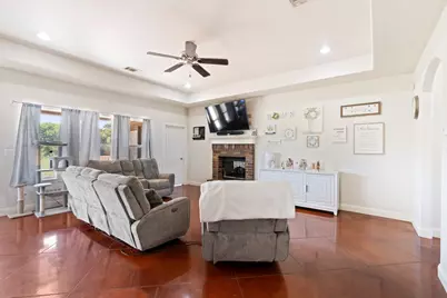 1205 Carnoustie Drive, Ennis, TX 75119 - Photo 4