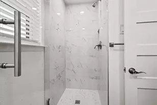 4105 Candlenut Ln, Dallas, TX 75244 - Photo 22