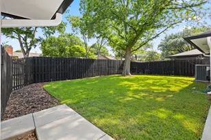 4105 Candlenut Ln, Dallas, TX 75244 - Photo 24