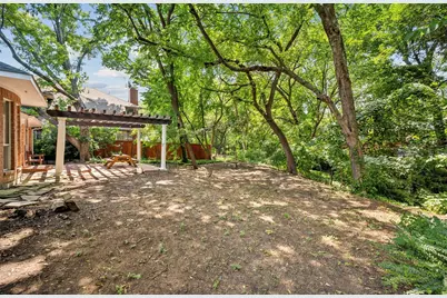 815 Rolling Meadows Court, Allen, TX 75013 - Photo 28