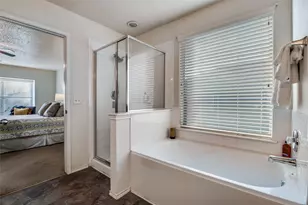 1520 Lakeside Dr, Glenn Heights, TX 75154 - Photo 18