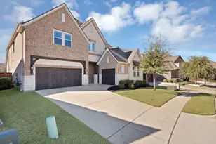 8613 Bandon Dunes Dr, McKinney, TX 75070 - Photo 2