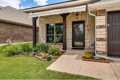 2212 Paige Court, Carrollton, TX 75006 - Photo 2