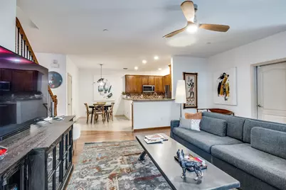 2212 Paige Court, Carrollton, TX 75006 - Photo 14