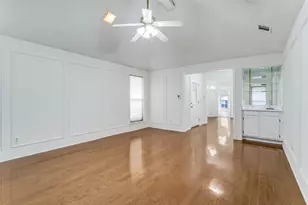 2078 Arbor Creek Dr, Carrollton, TX 75010 - Photo 6