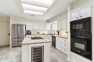 2132 Cannes Dr, Carrollton, TX 75006 - Photo 12