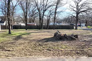 9640 Shawnee Ln, Quinlan, TX 75474 - Photo 1