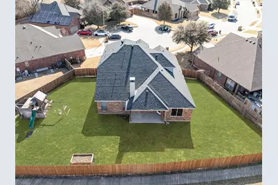 425 Locksley Court, Saginaw, TX 76179 - Photo 34