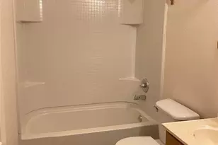 1106 Williams Ave, Cleburne, TX 76033 - Photo 4