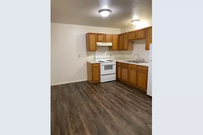 1106 Williams Avenue #E, Cleburne, TX 76033 - Photo 6