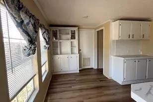 18797 Hilltop Dr, Lindale, TX 75771 - Photo 8