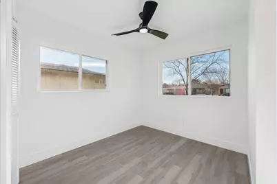 2902 Lowell Drive, Irving, TX 75062 - Photo 22