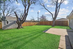 2903 Lowell Dr, Irving, TX 75062 - Photo 28