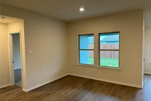 2335 Gardenia Ln, Pilot Point, TX 76258 - Photo 10