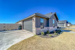 6818 Windmill Grass Ln, Abilene, TX 79606 - Photo 2