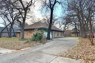 509 Topside Dr, Azle, TX 76020 - Photo 4