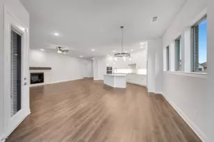 732 Shinnery Oak Way, Waxahachie, TX 75165 - Photo 8