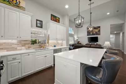 1025 Birds Fort Trail, Arlington, TX 76005 - Photo 24