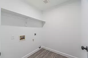 875 Grace Ln, Irving, TX 75061 - Photo 34