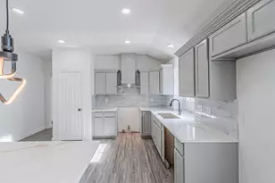 875 Grace Ln, Irving, TX 75061 - Photo 12