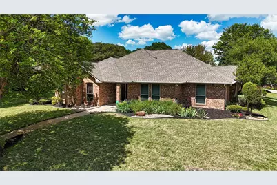 533 Hidden Brooke Drive, DeSoto, TX 75115 - Photo 2
