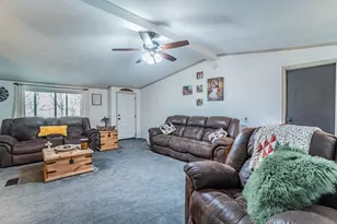 13589 Sam Reynolds Rd, Justin, TX 76247 - Photo 8