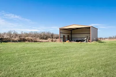 4060 Cr 36220, Sumner, TX 75486 - Photo 34
