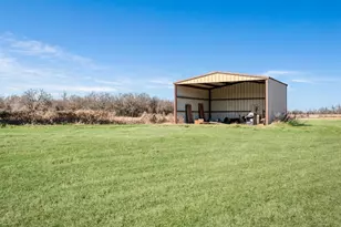 4060 Cr 36220, Sumner, TX 75486 - Photo 34
